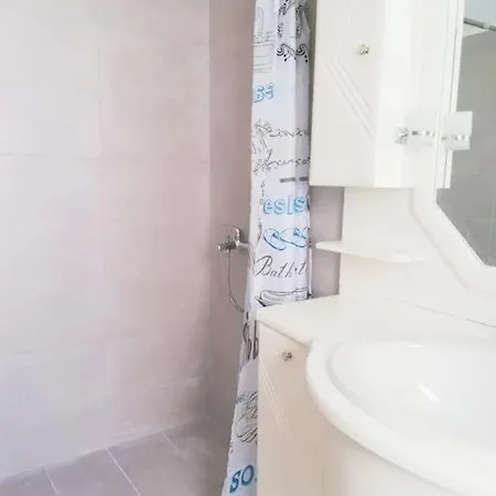 Family Guest house *
